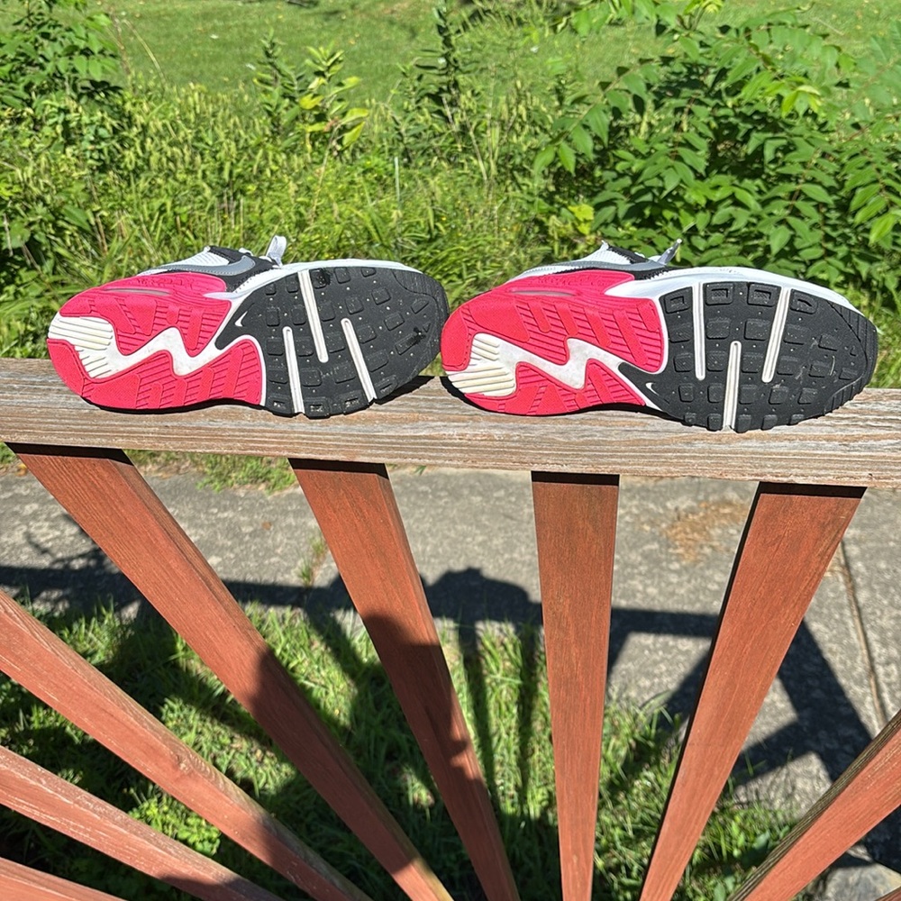 Nike Air Max White and Pink Athletic Sneakers - Picture 5 of 7